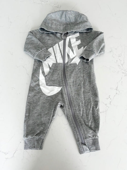 Nike-Une pièce-6 mois