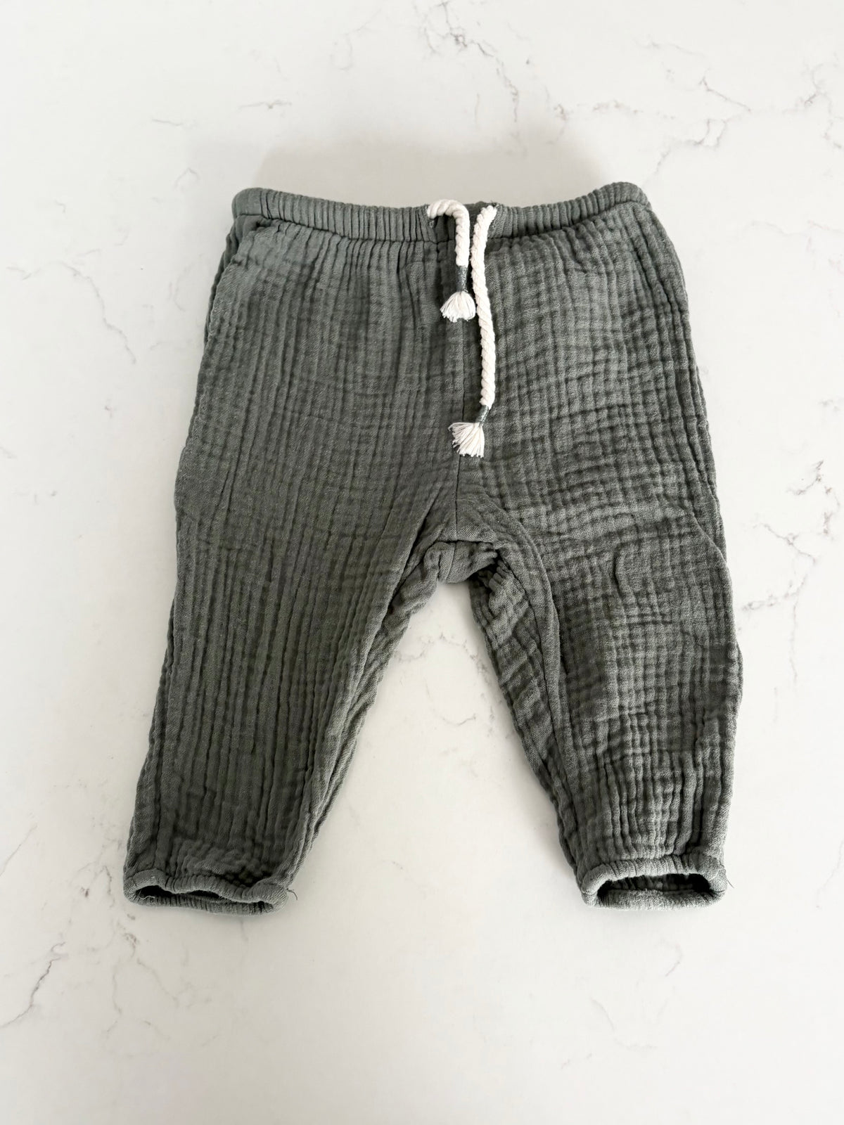 H&M-Pantalon-4/6 mois