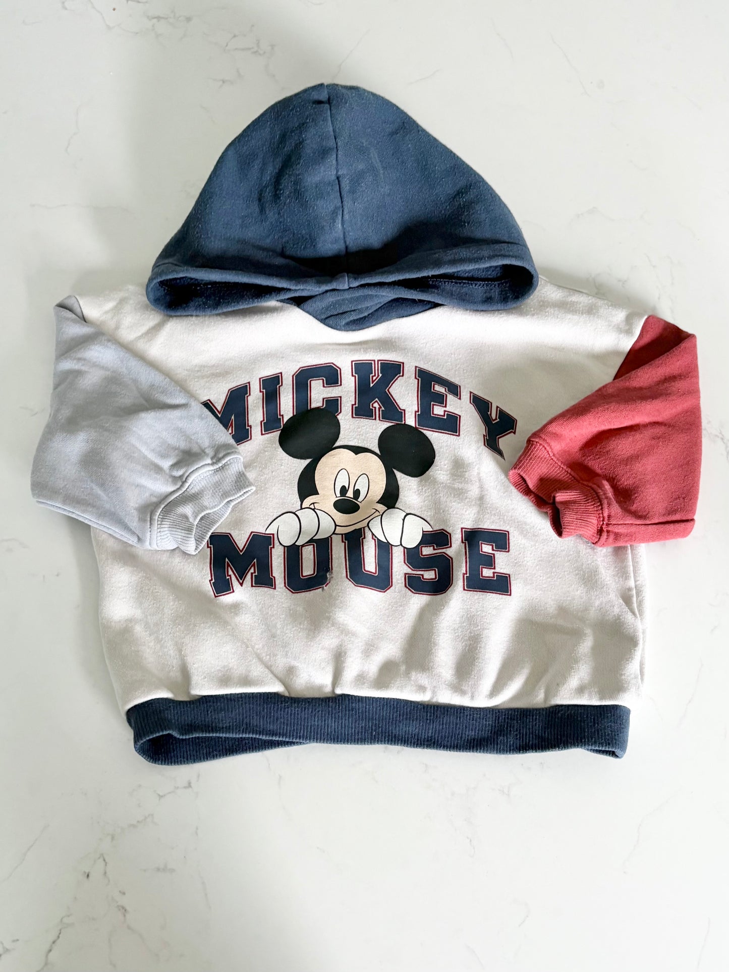 *imparfait-H&M/Disney-Coton ouater-12/18 mois