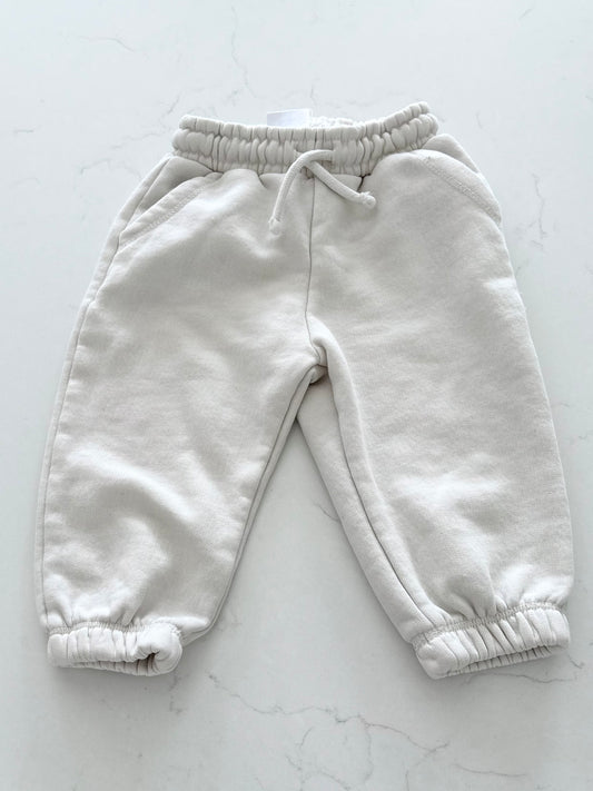 Zara-Jogging-12/18 mois