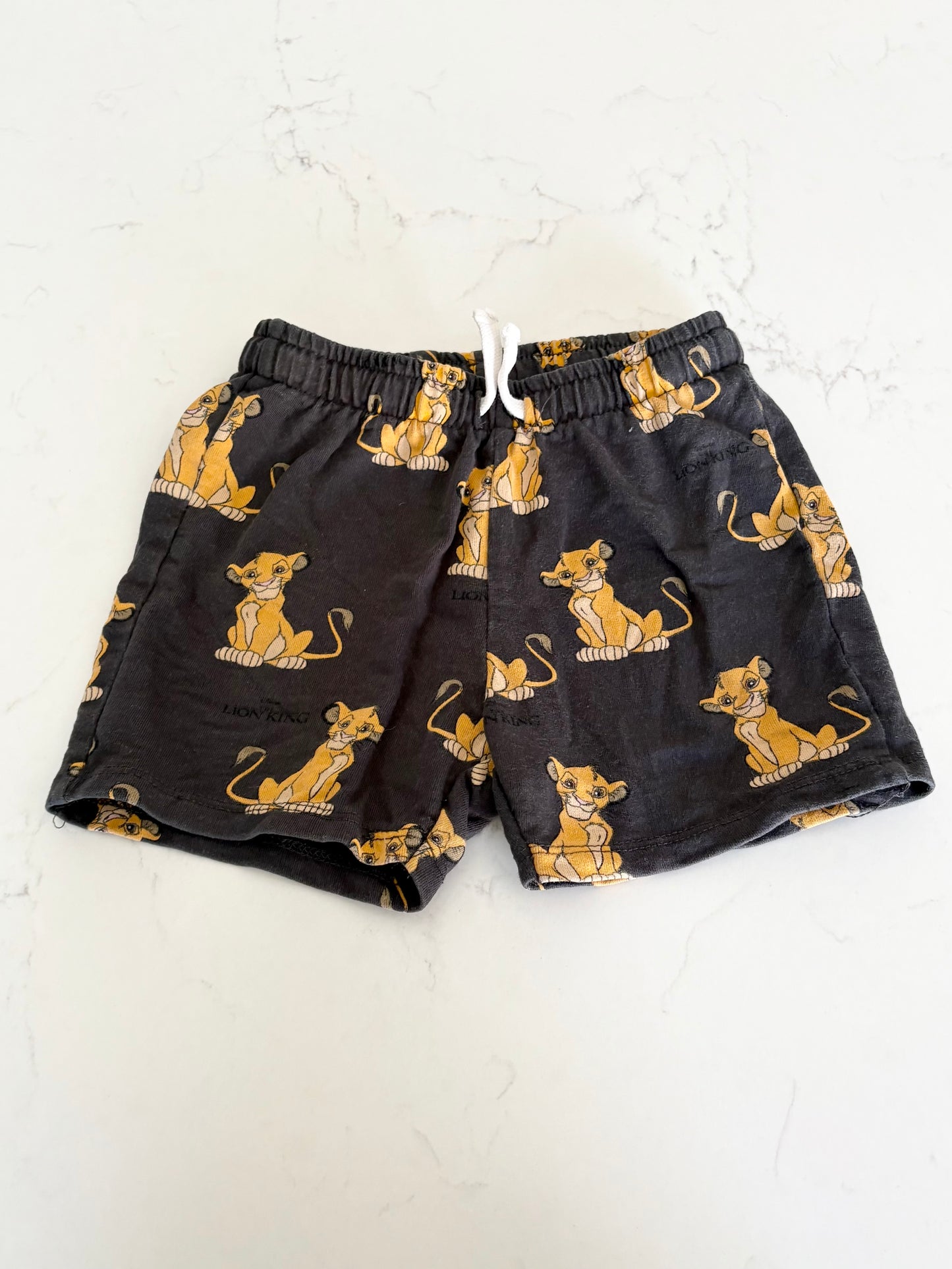 Zara/Disney-Short-3/4T