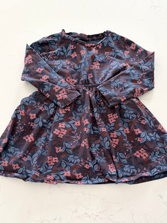 Tag-Robe-5T
