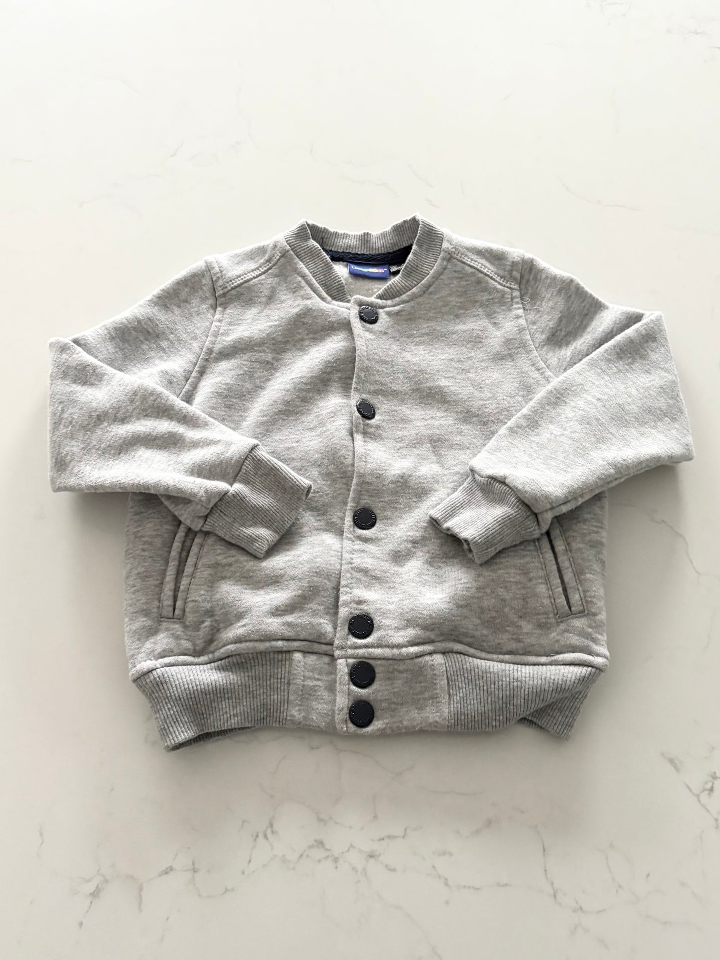 Veste-2/4T ( fait petit )