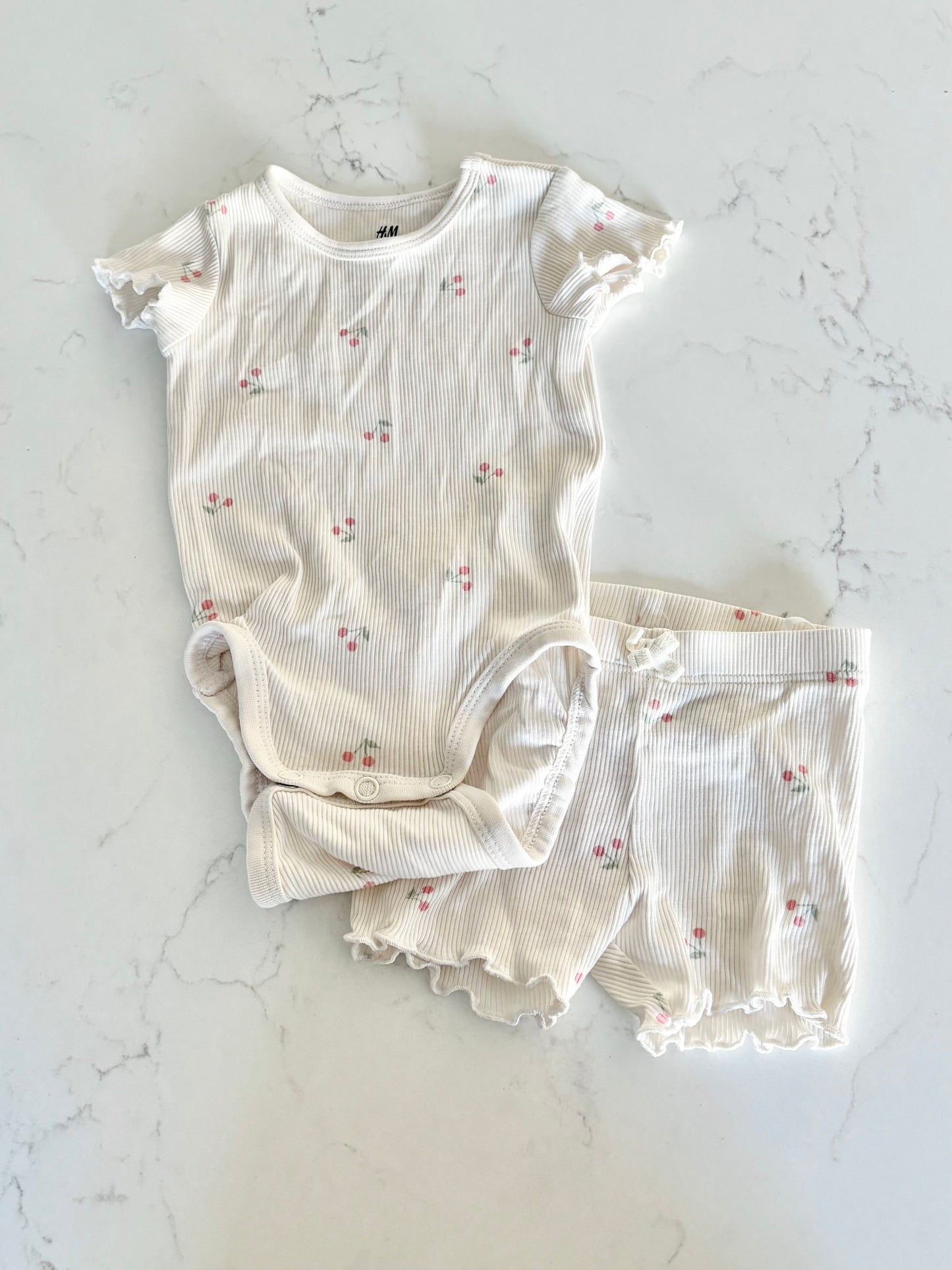 H&M-Ensemble-1/2 mois