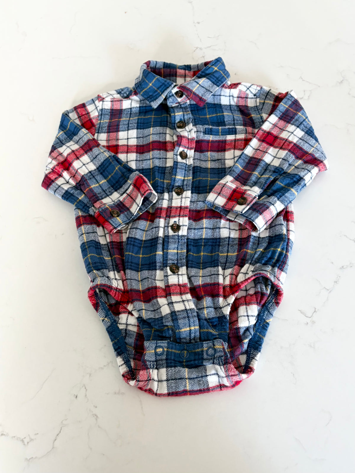 Carters-Chemise/Cache couche-12 mois