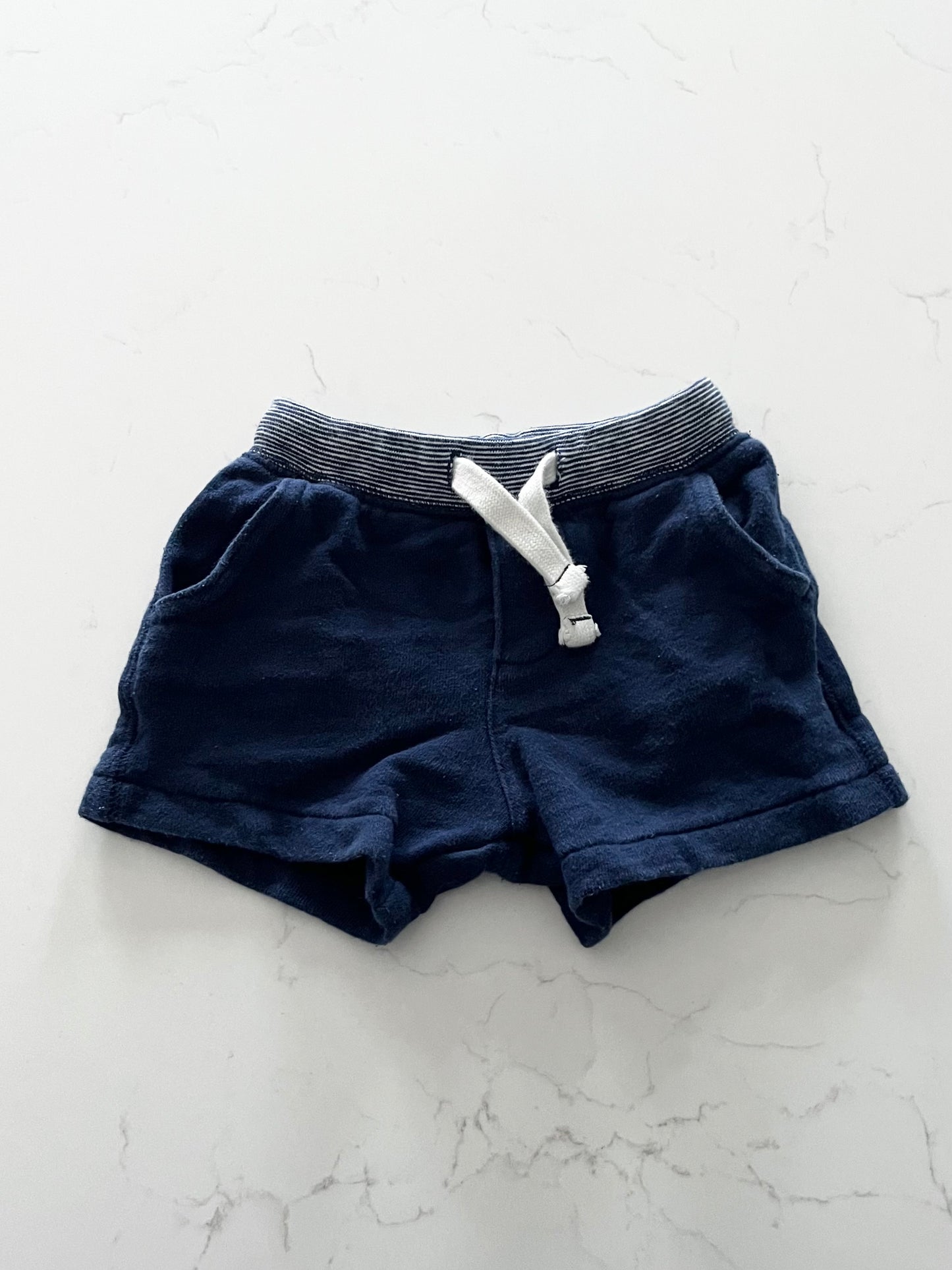 Carters-Short-9 mois