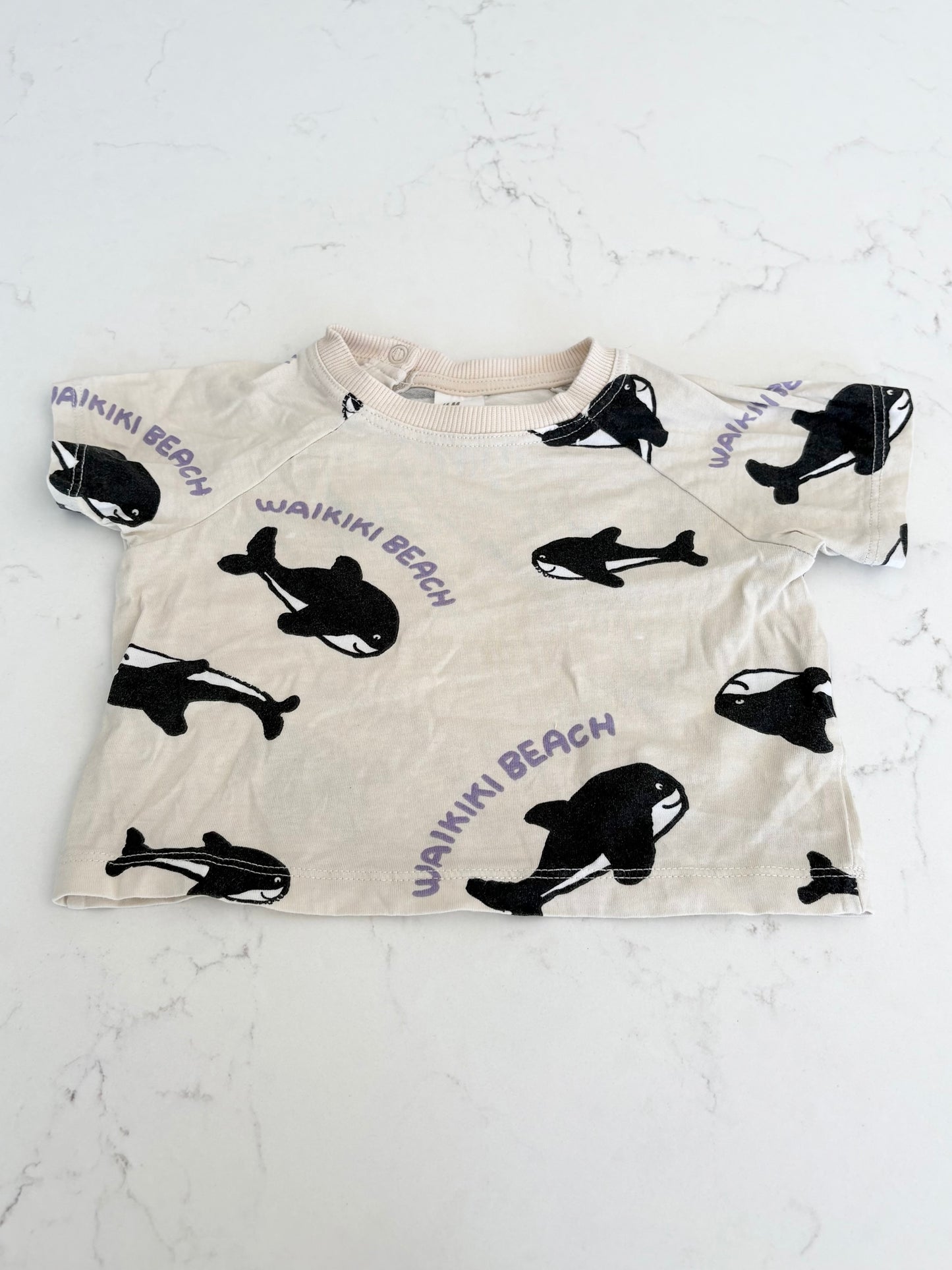 H&M-T shirt-4/6 mois ( légère imperfection)