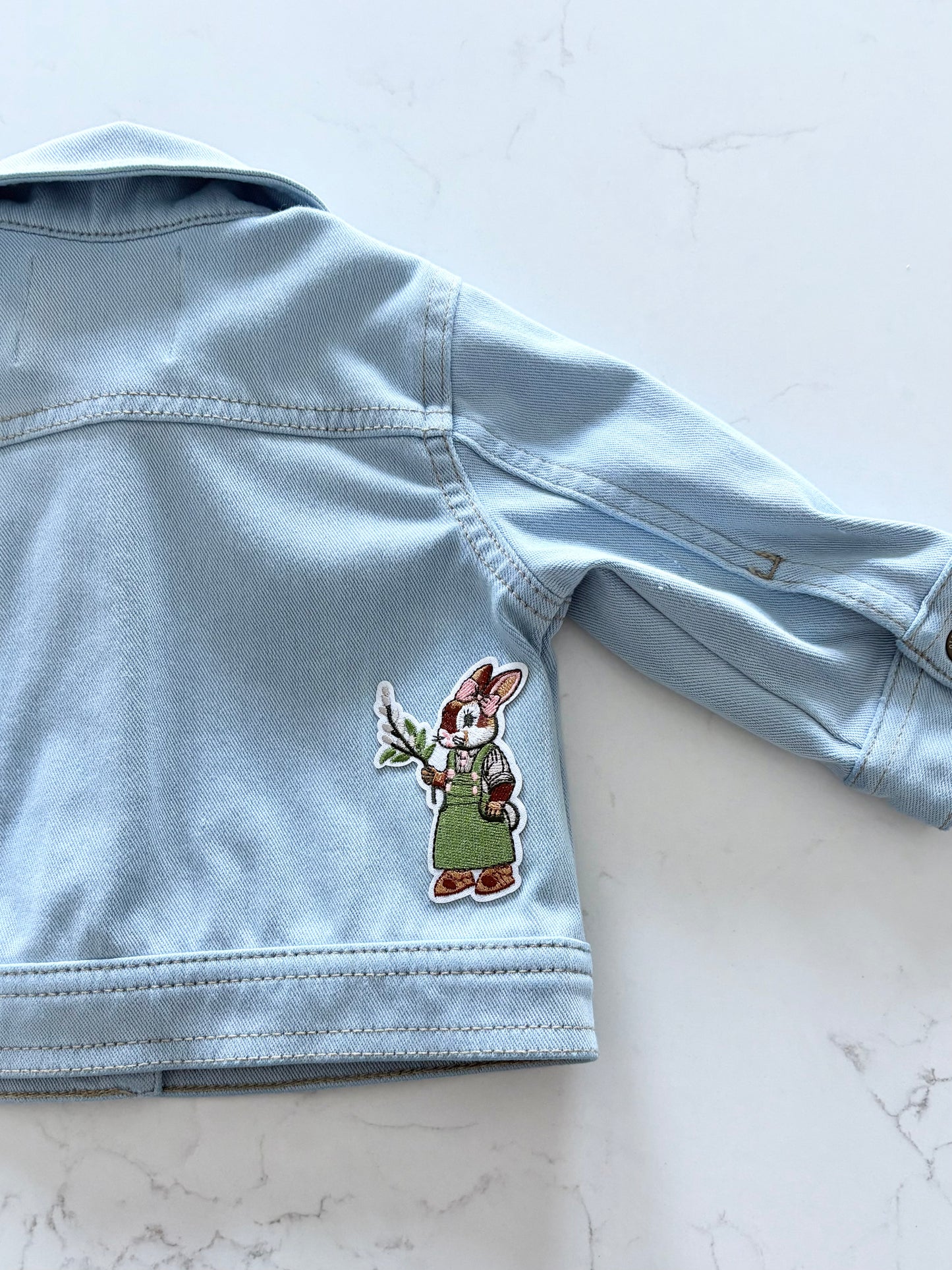 Old Navy-Veste jeans personnalisé -6/12 mois (petit accros manche)