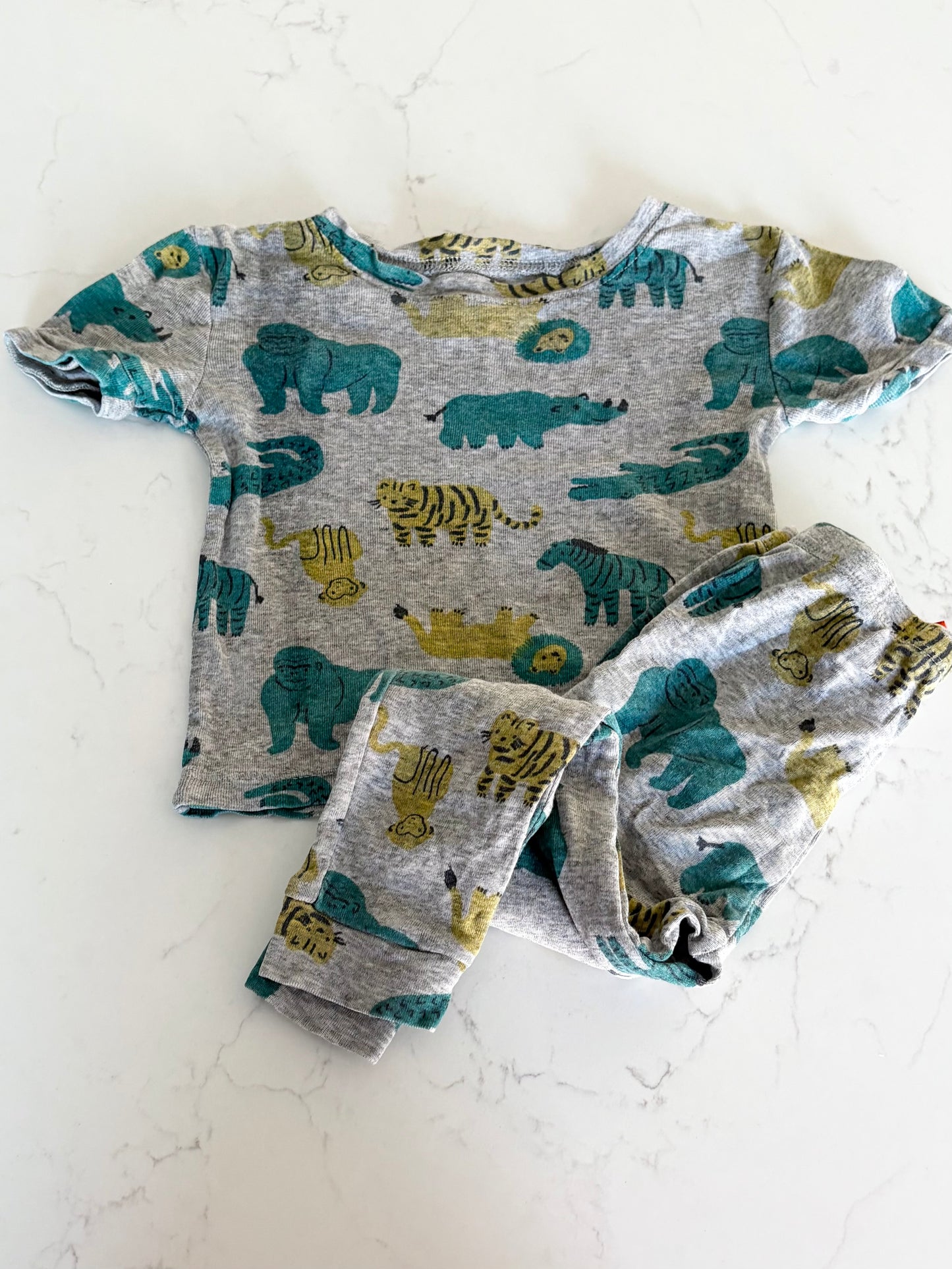Joe fresh-Pyjama-3T ( fait petit)