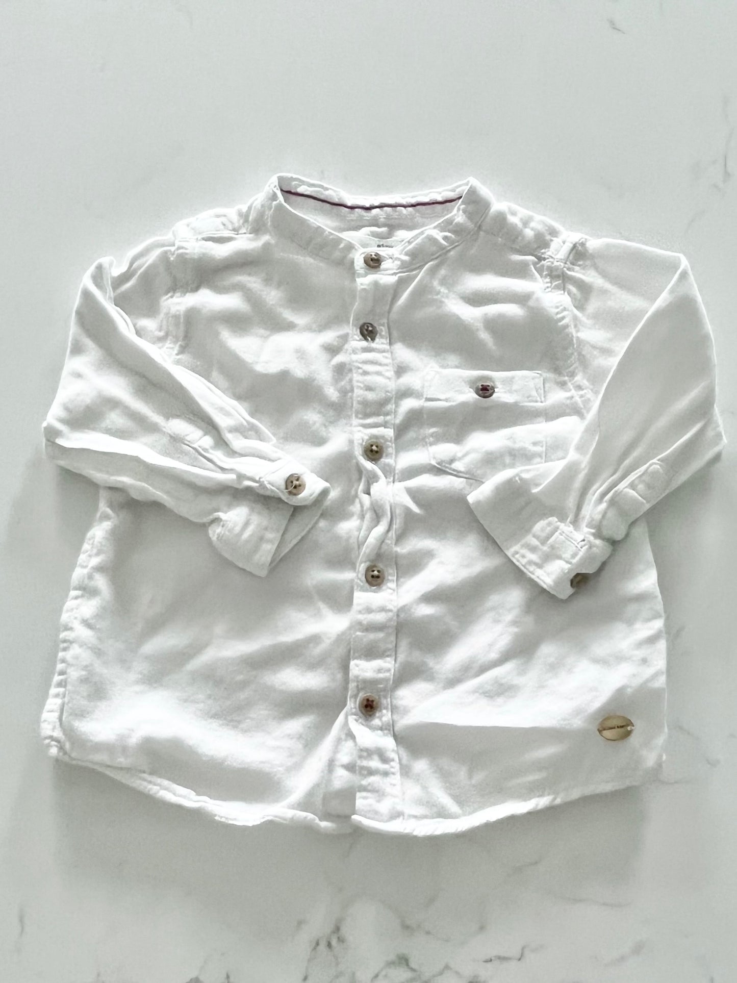 Zara-Chemise-4/6 mois ( légère imperfection)