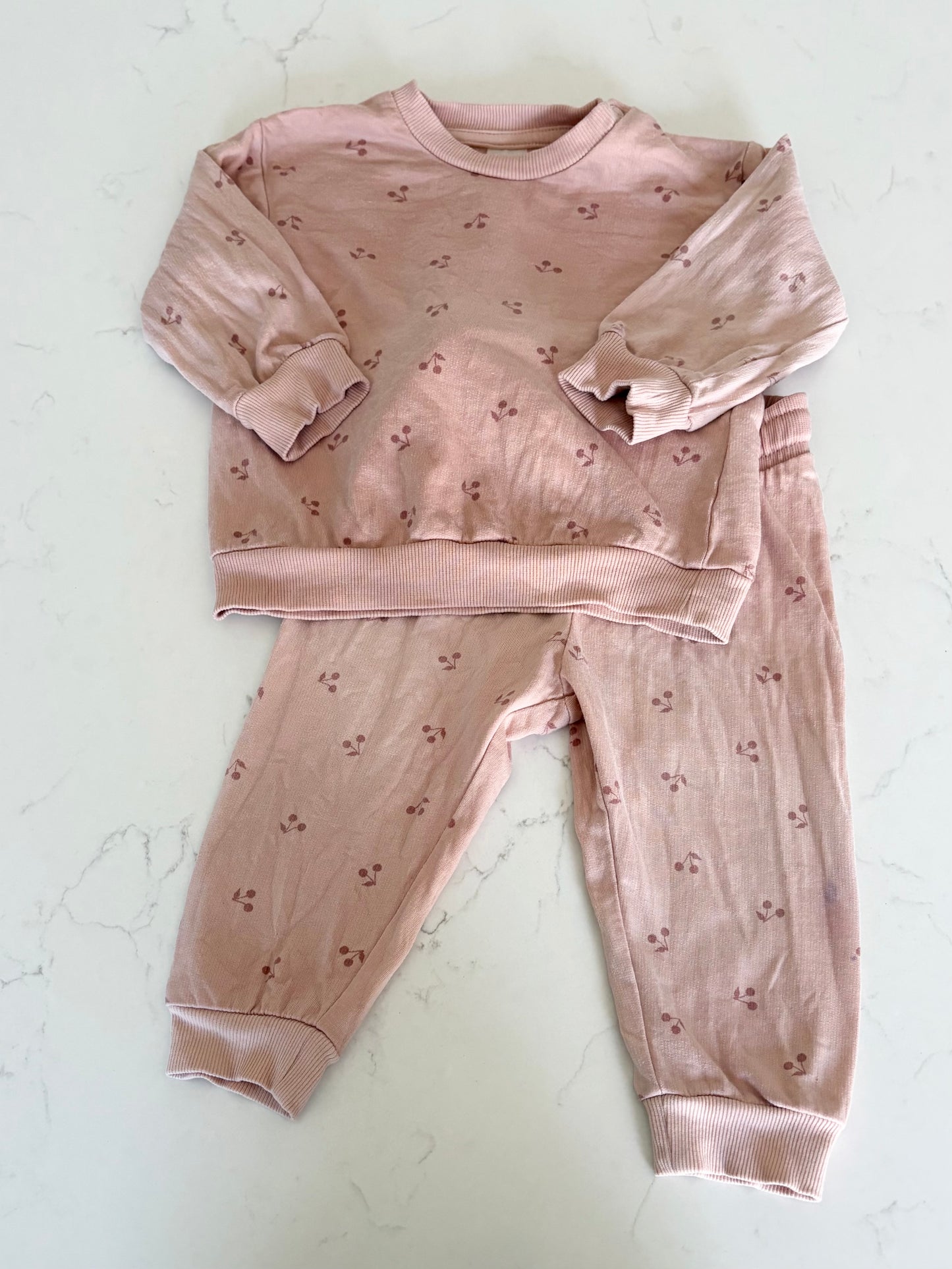 H&M-Ensemble-6/9 mois ( pantalon imparfait)