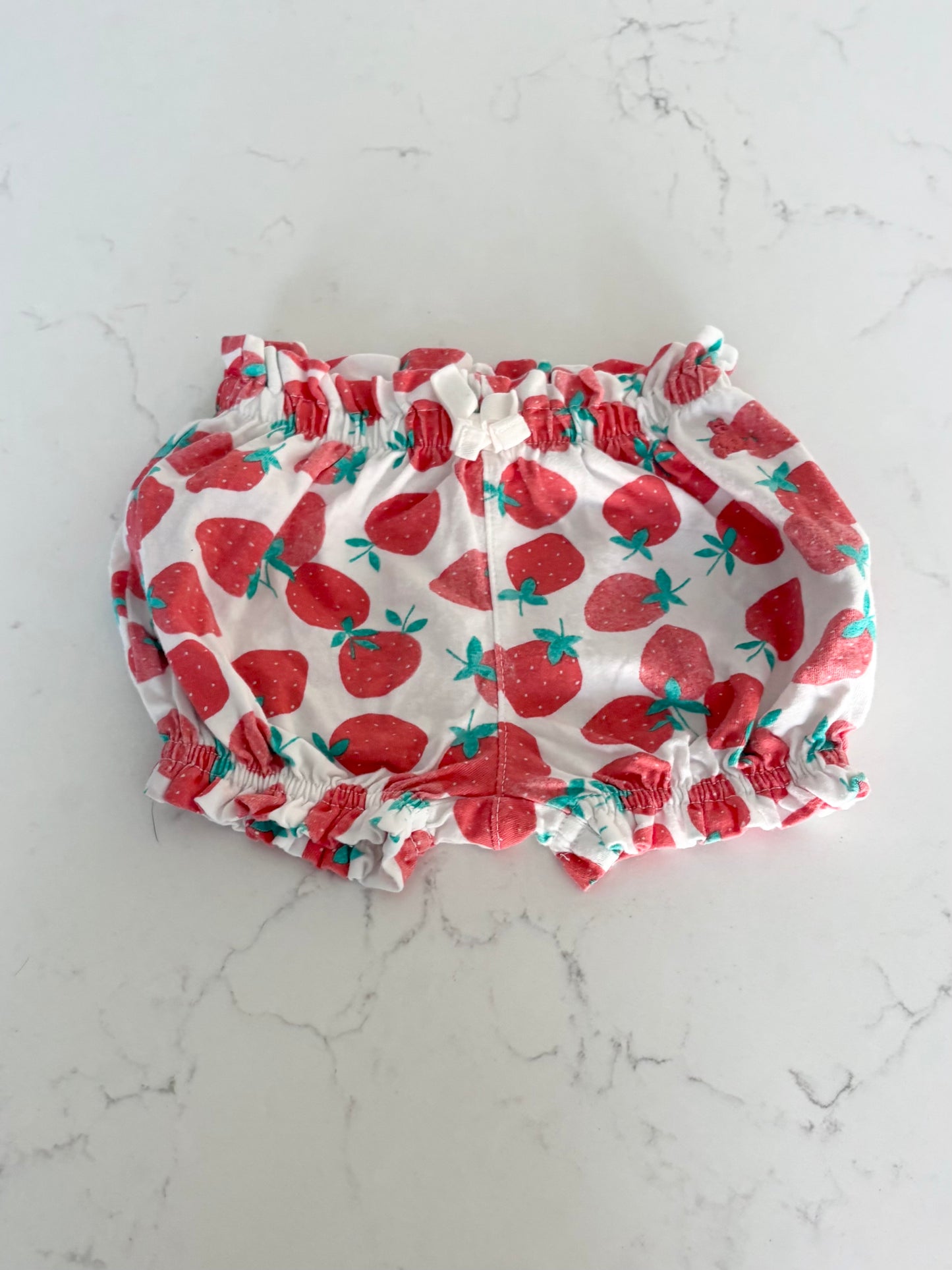 Gap-short-3/6 mois