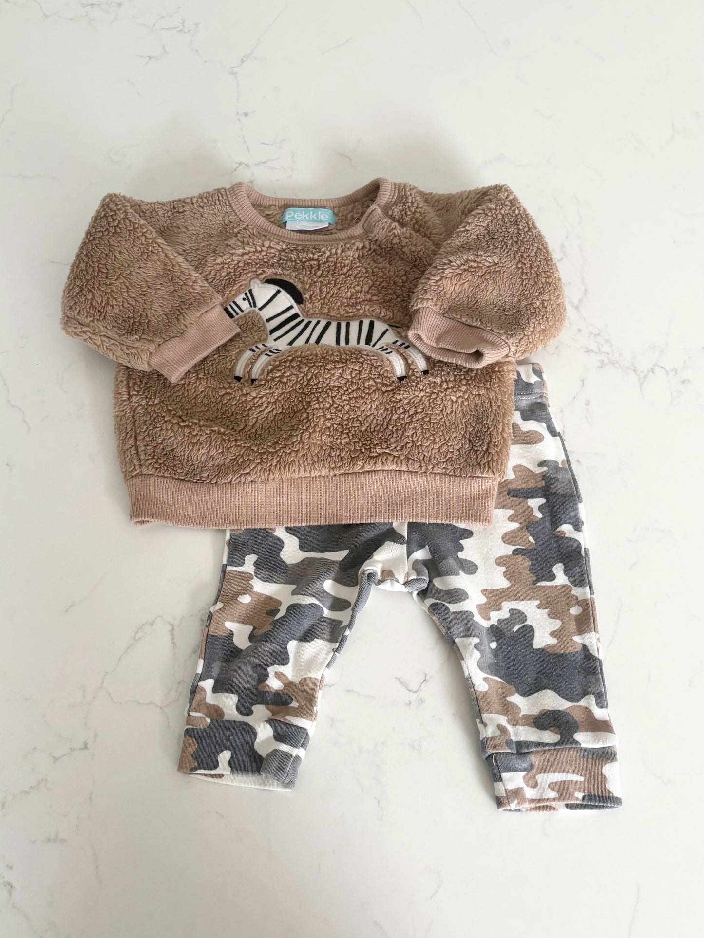 Pekkle-Ensemble-3 mois