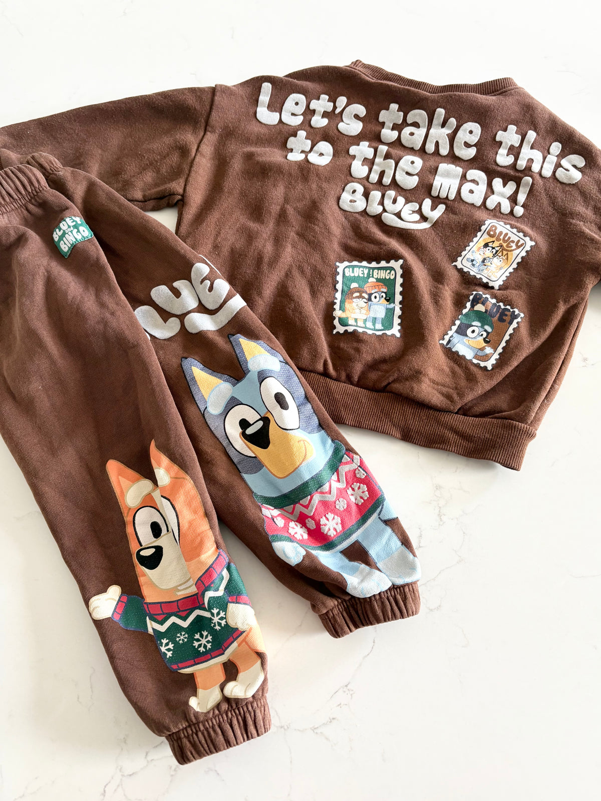 Zara/Bluey-Ensemble-5/6T (fait petit )