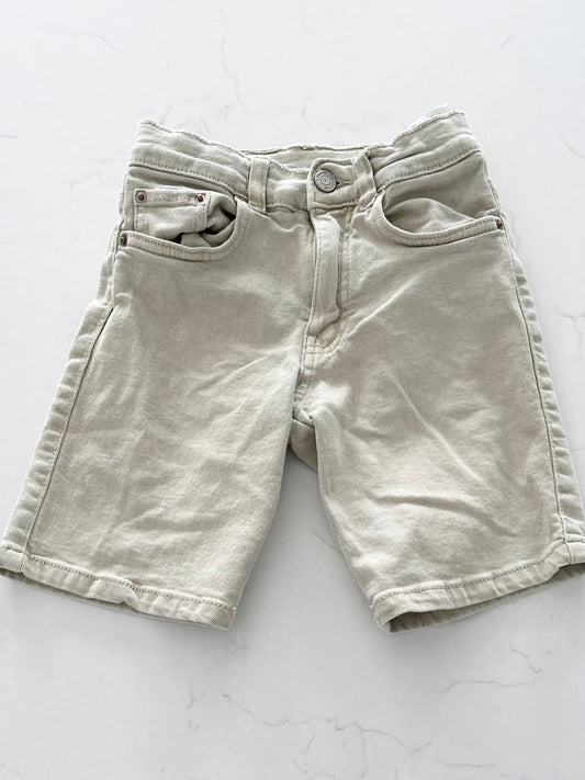 Zara-Short-7T