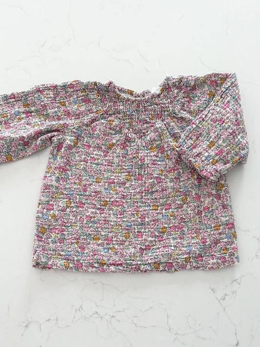 Zara-Robe-9/12 mois ( imperfection sur une manche)