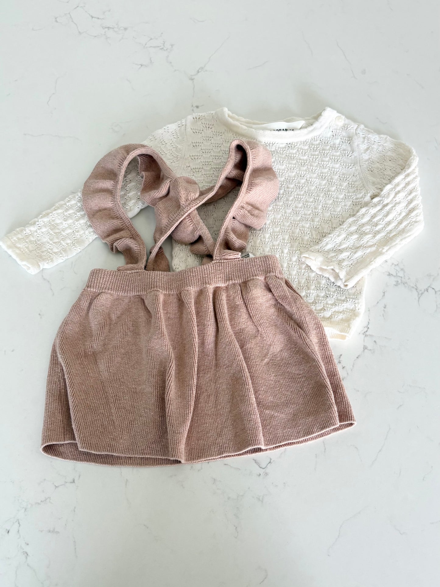 H&M/Adorable-Ensemble-4/6 mois