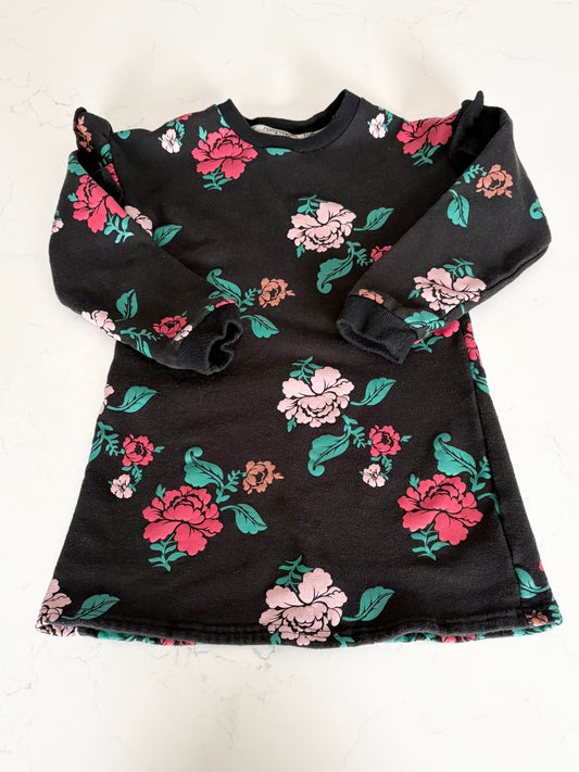 Romy & Aksel-Robe-6T