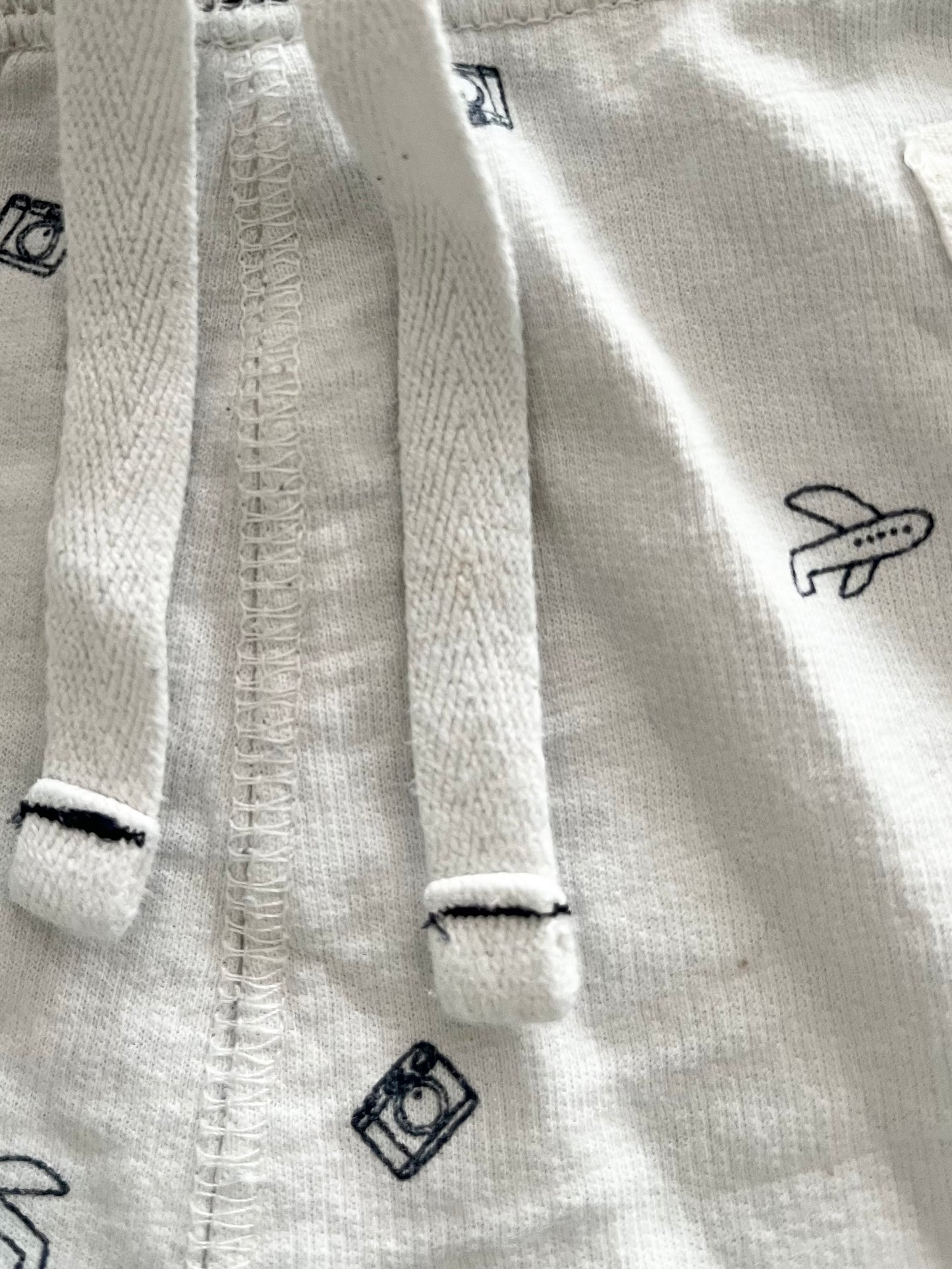 Pantalon-~6 mois ( légère imperfection)