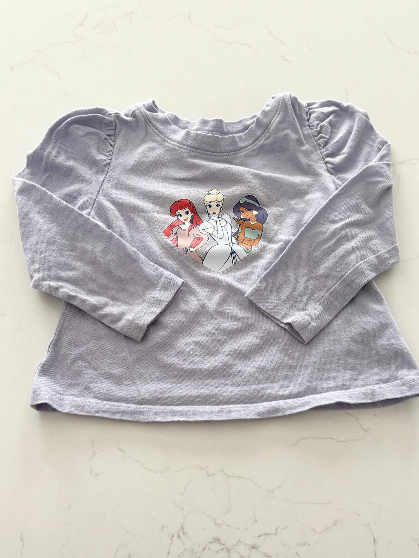 *Imparfait-Gap/Disney-Chandail-2T