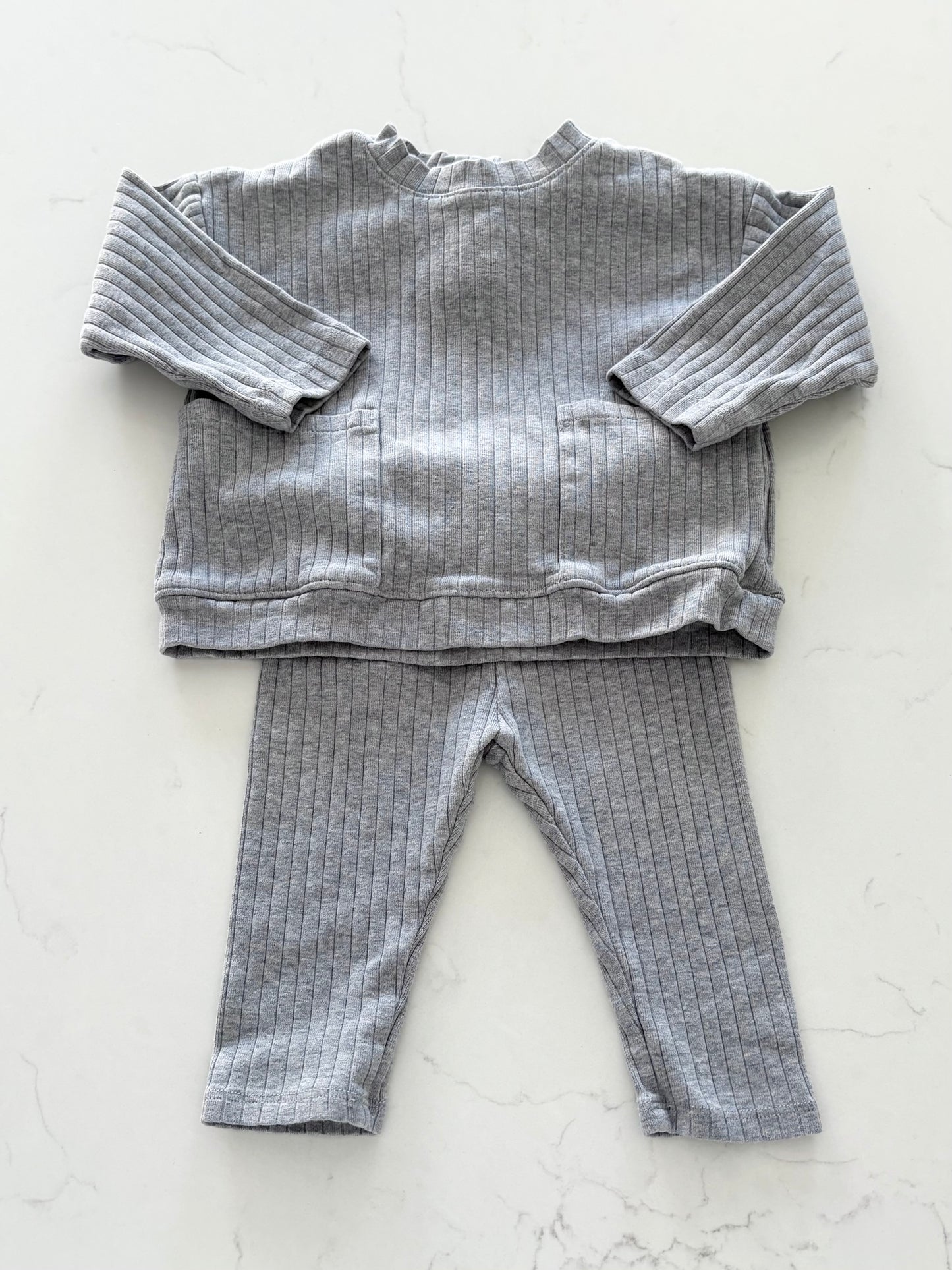 H&M/Adorable-Ensemble-4/6 mois
