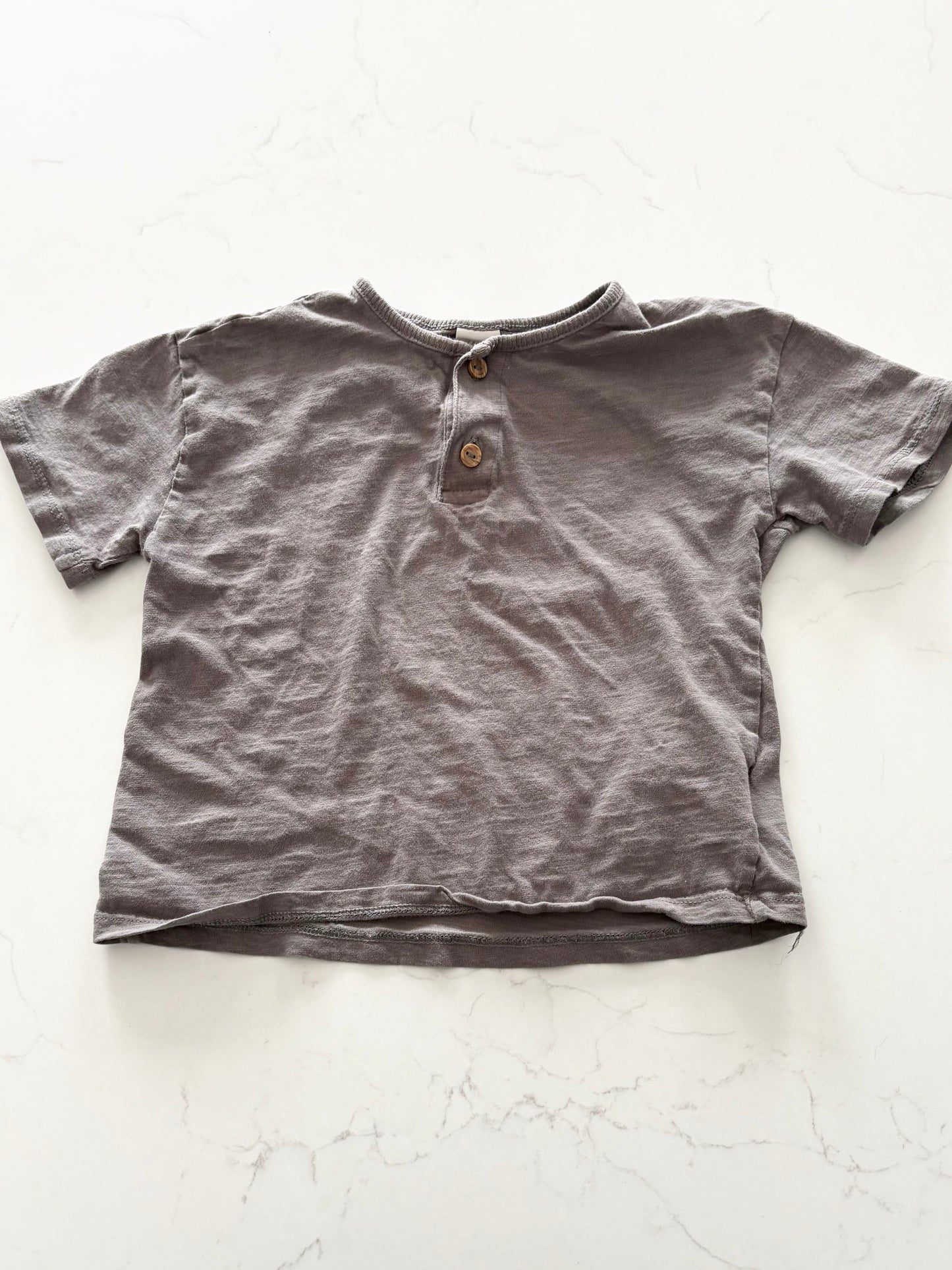 H&M-T shirt-3/4T ( fait petit)