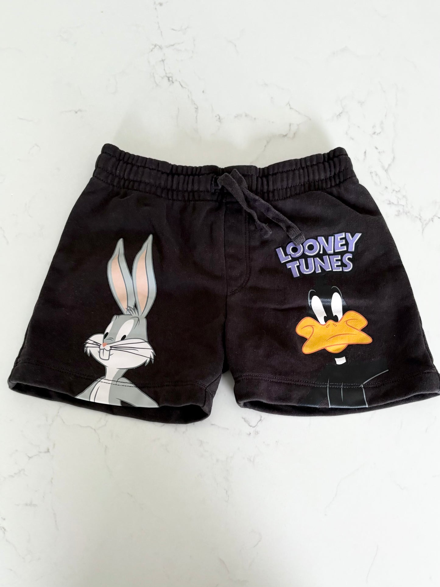 H&M/Looney tunes-Short-3/4T
