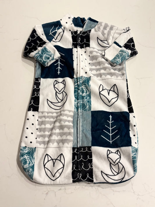 Gigoteuse/Dormeuse polar-~0/6 mois