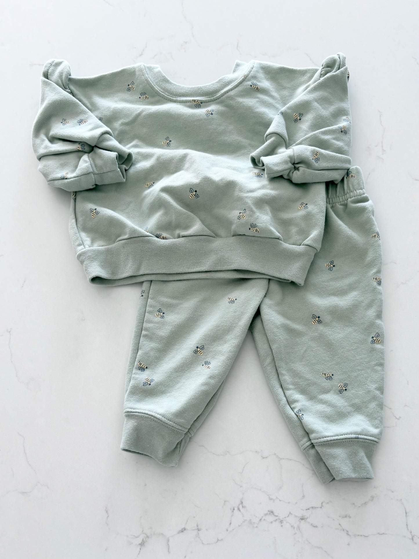 Carters/Child of mine-Ensemble-3/6 mois