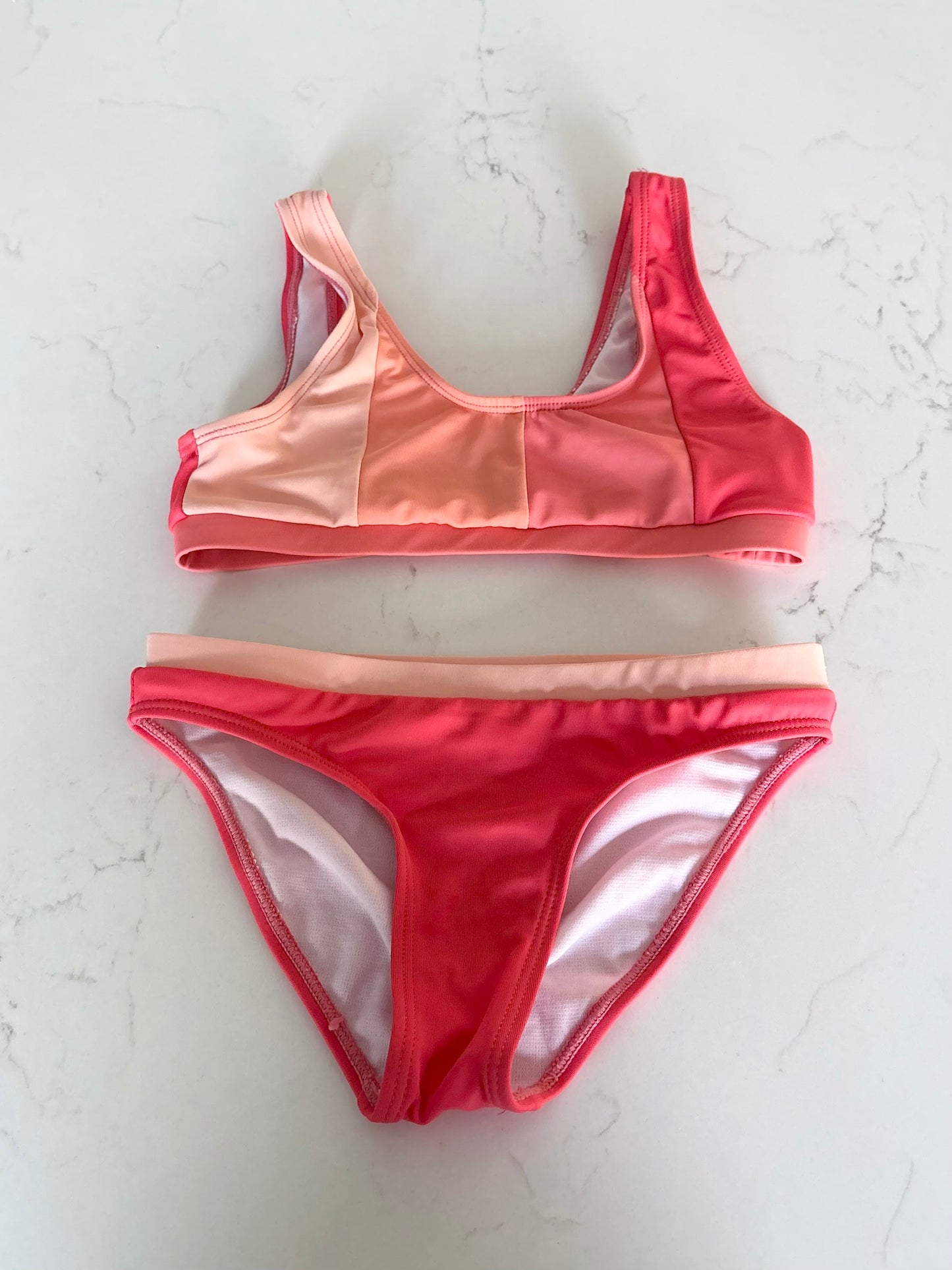 Maillot de bain-S ( ~5/6T )