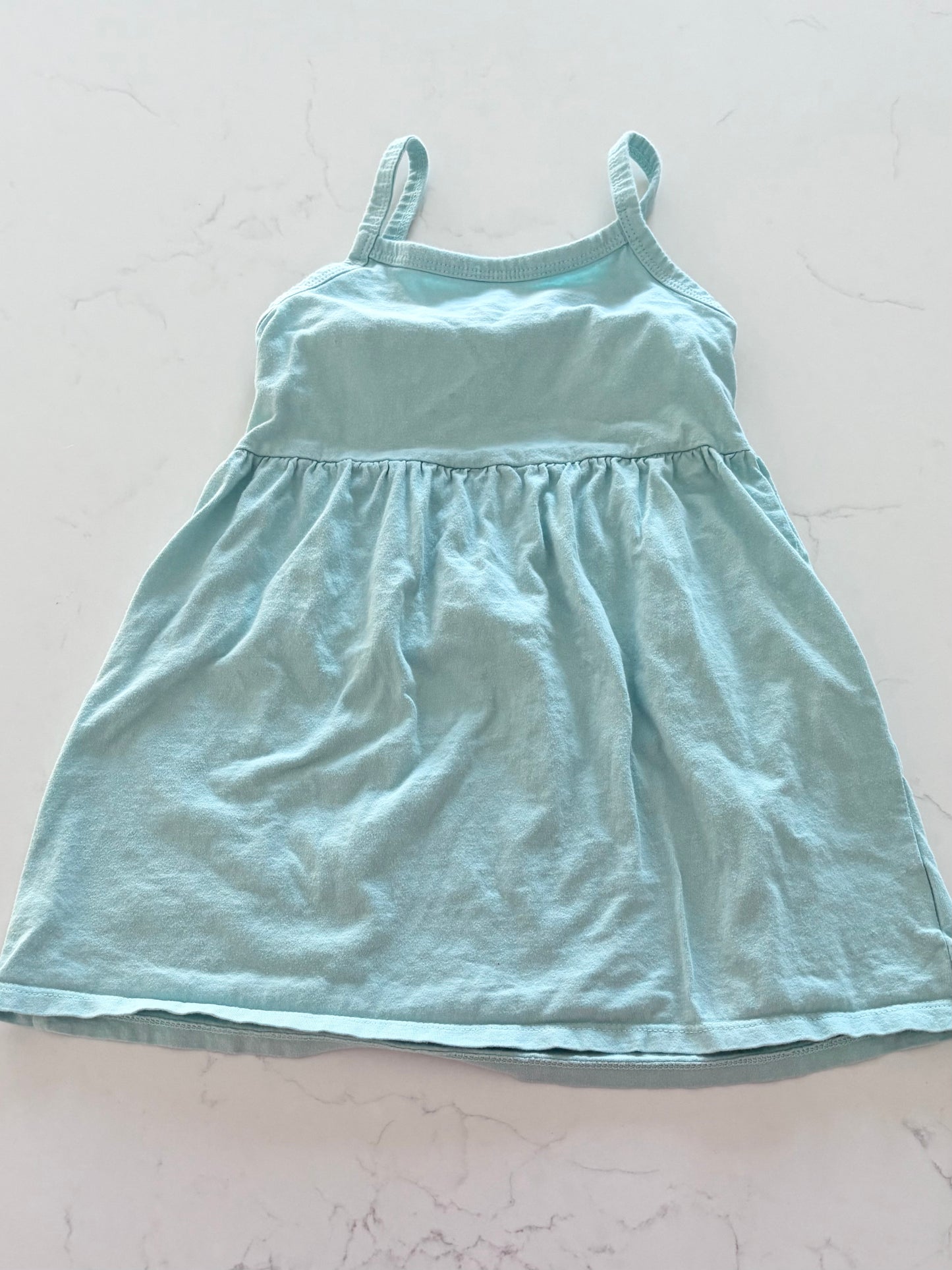 Old Navy-Robe-4T (fait petit)