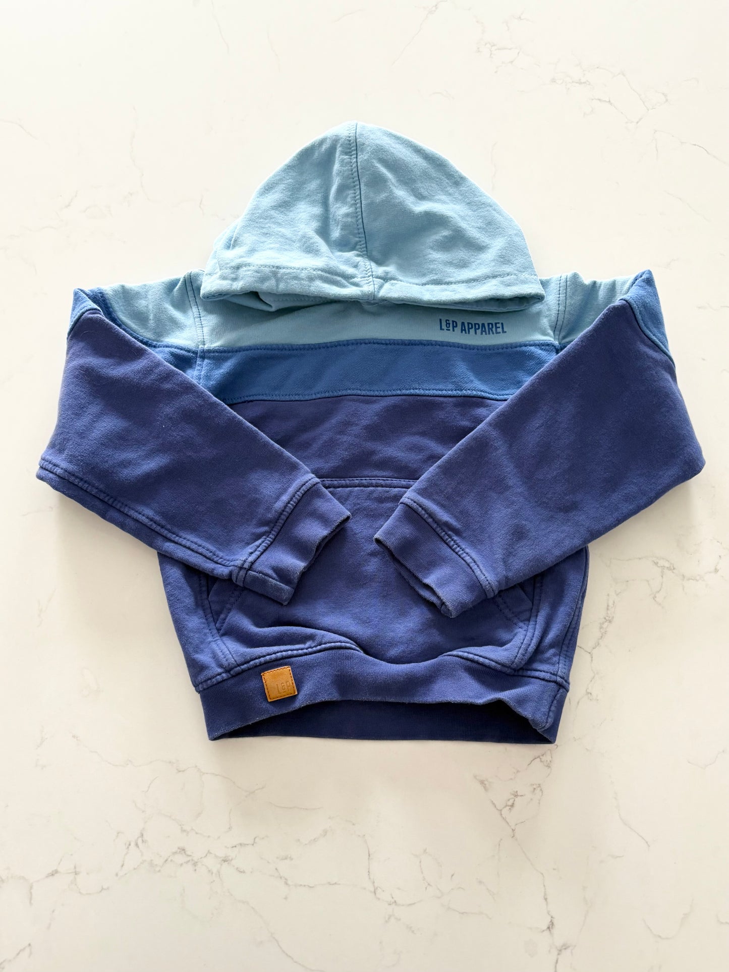 L&P-Coton ouater-5/6T (fait petit , légère imperfection)