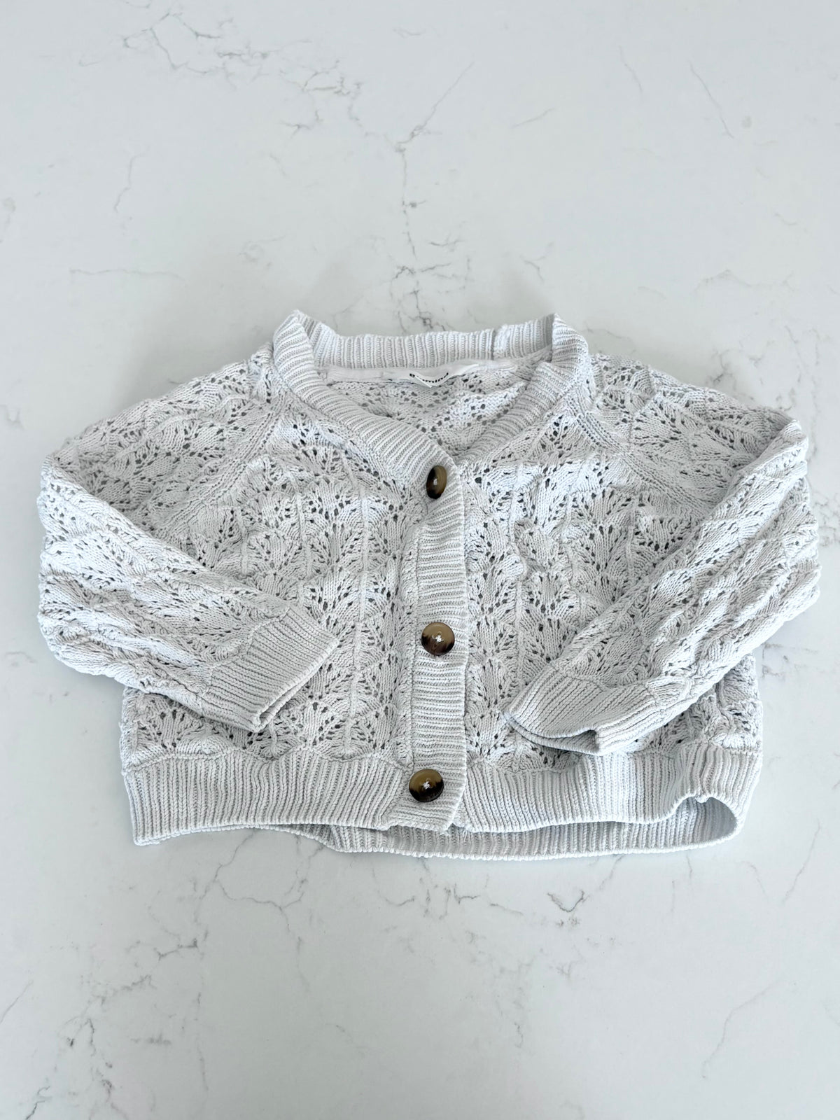 Blumind-Veste-18 mois (légère imperfection à l’intérieur du collet )