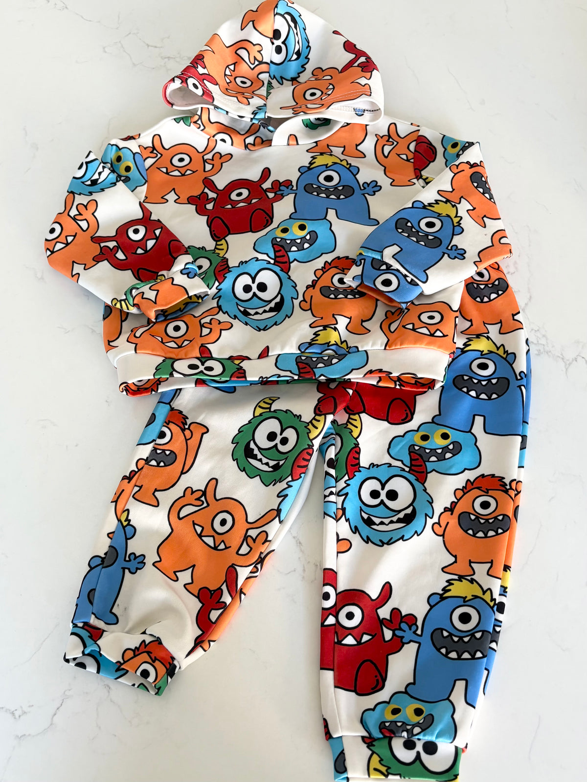 Ensemble-18/24 mois