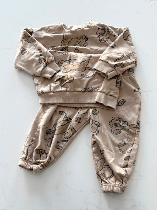 Disney-Ensemble-~18 mois ( pantalon imparfait)