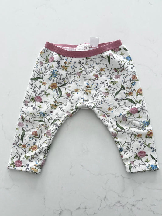 Zara-Pantalon-9/12 mois ( fait petit)
