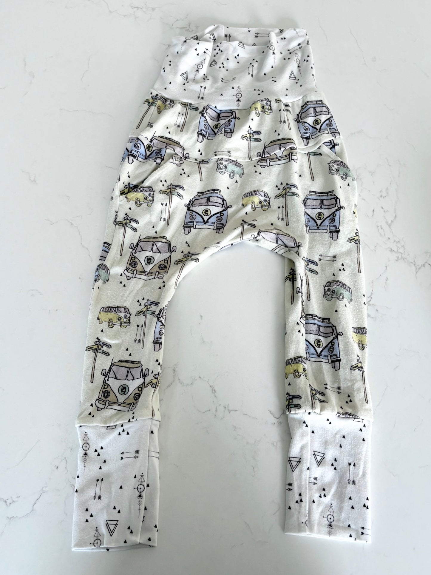 Little yogi-Pantalon évolutif-3/5T ( légère imperfection)