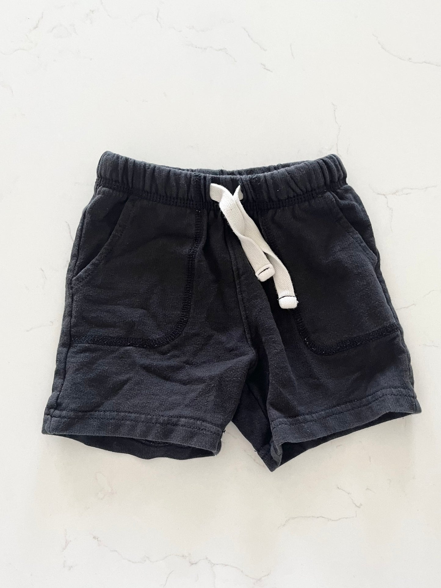 Carters-Short-18 mois