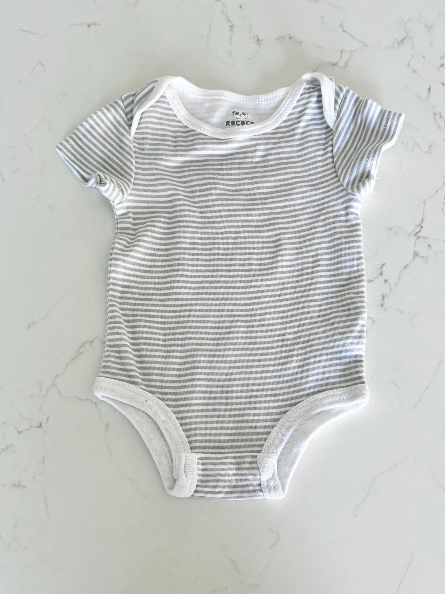 Rococo-Cache couche-6 mois