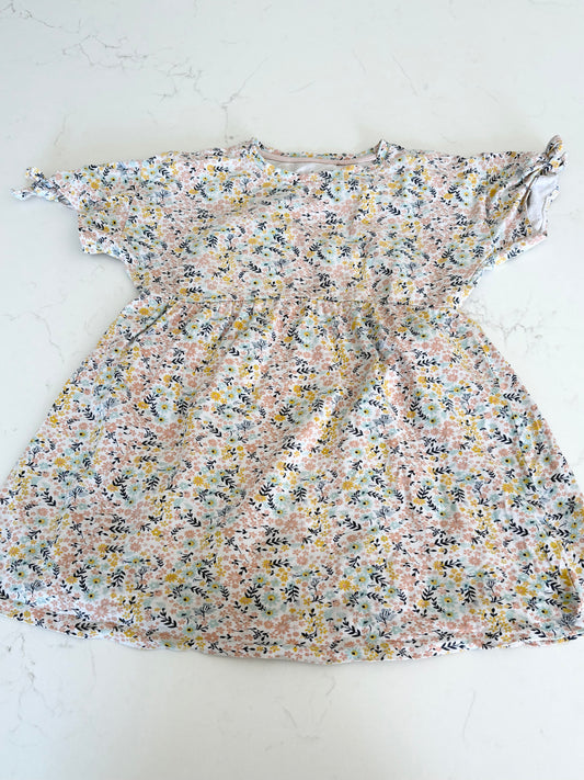 Tag-Robe-5T ( fait petit )