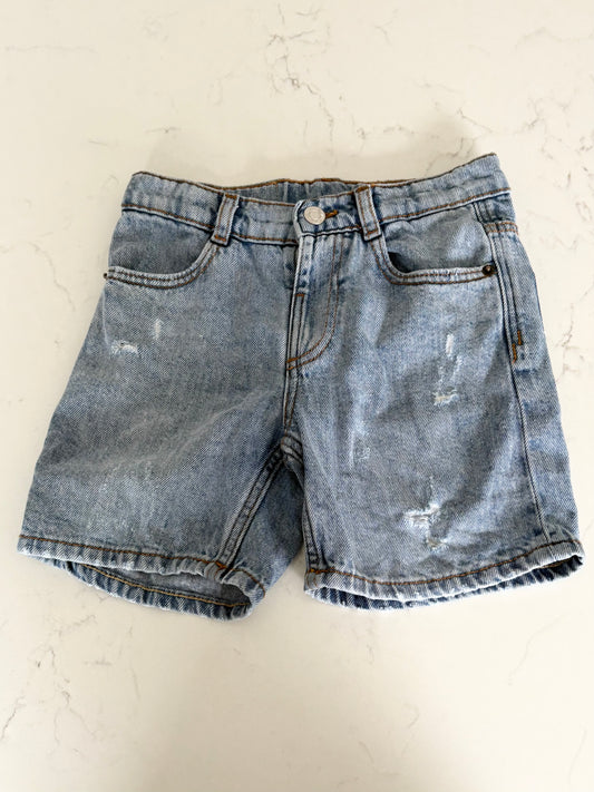 Zara-Short-3T (faite grande )