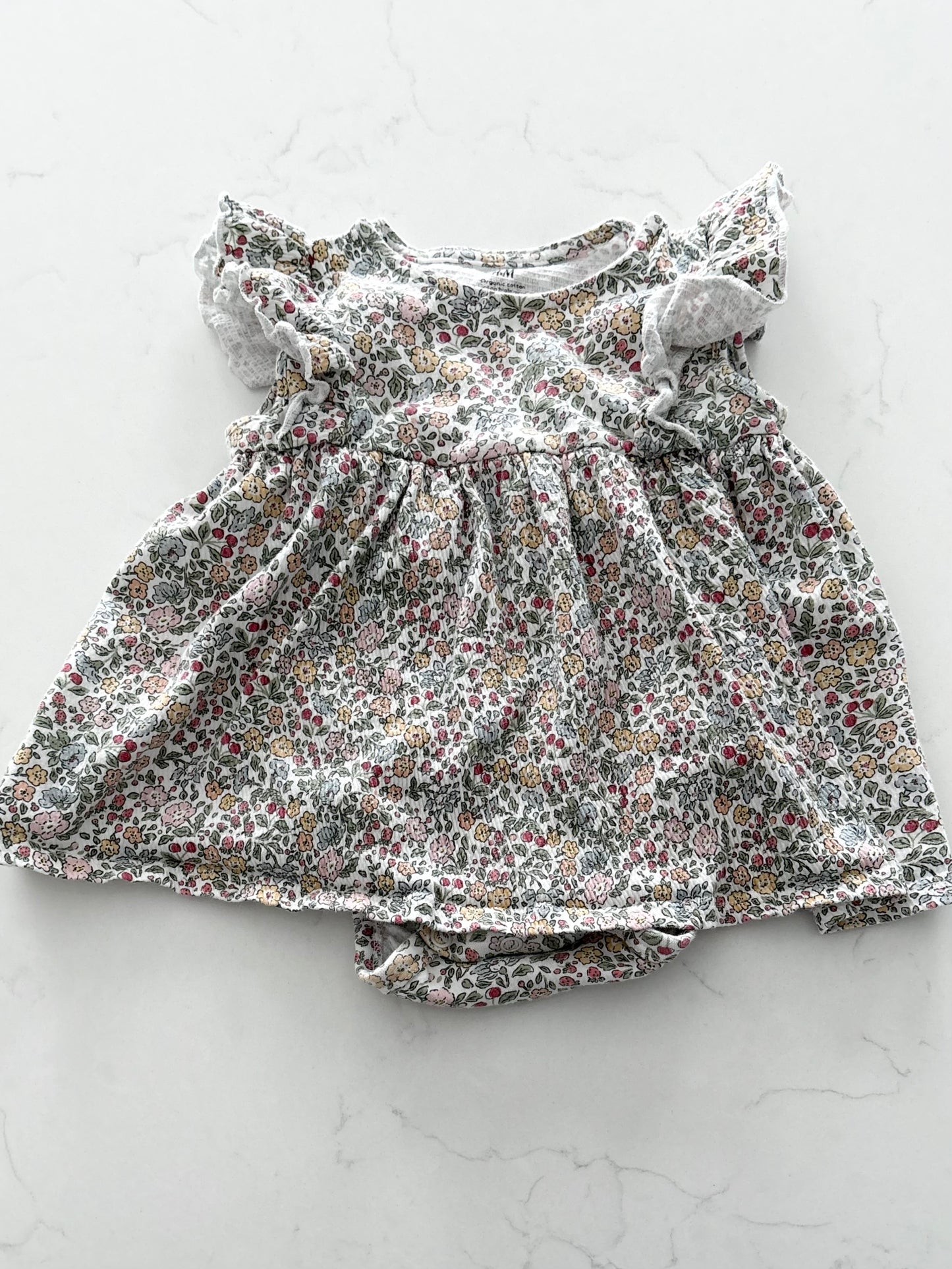 H&M-Robe cache couche-4/6 mois