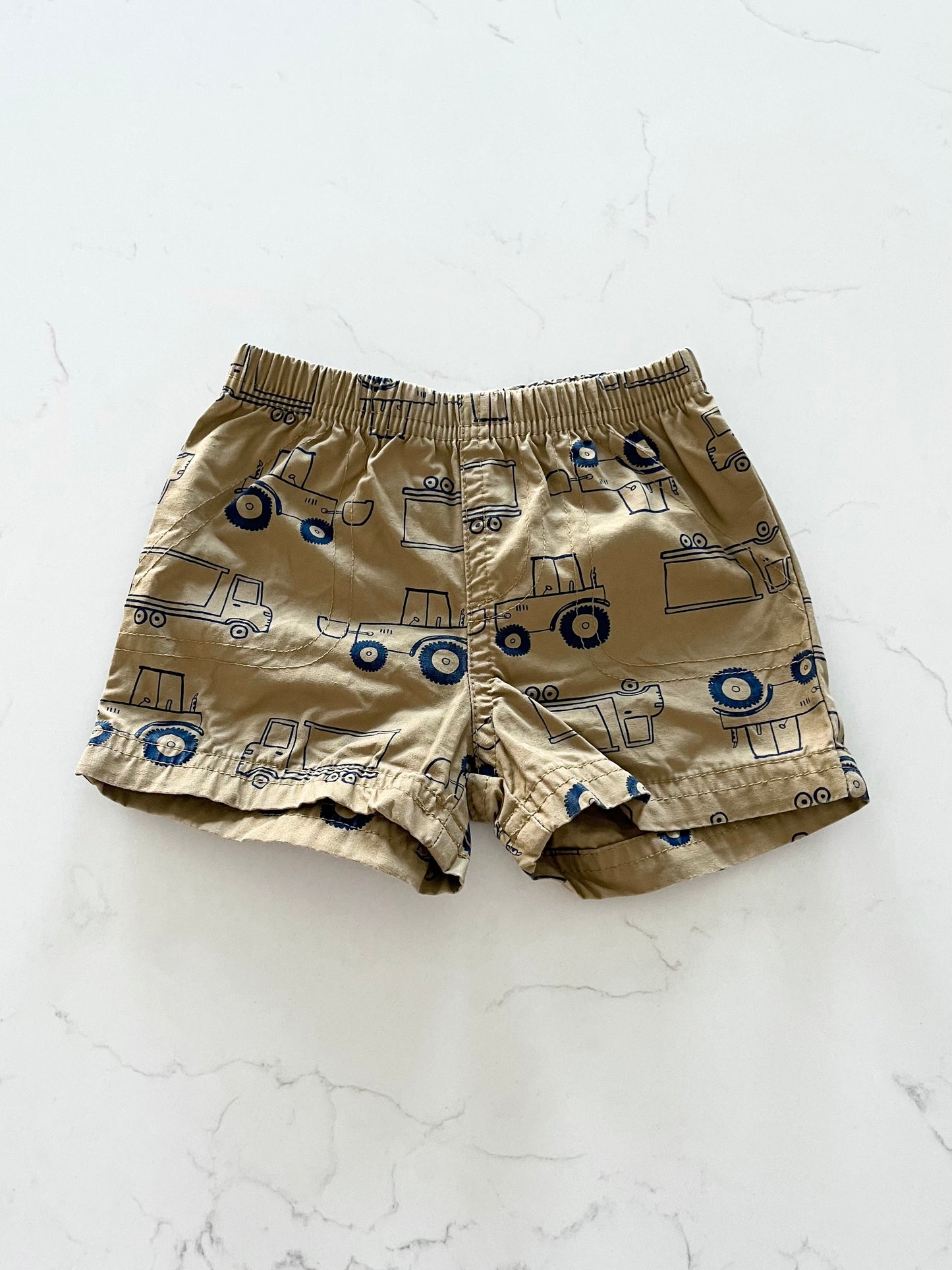 Carters-Short-3 moi