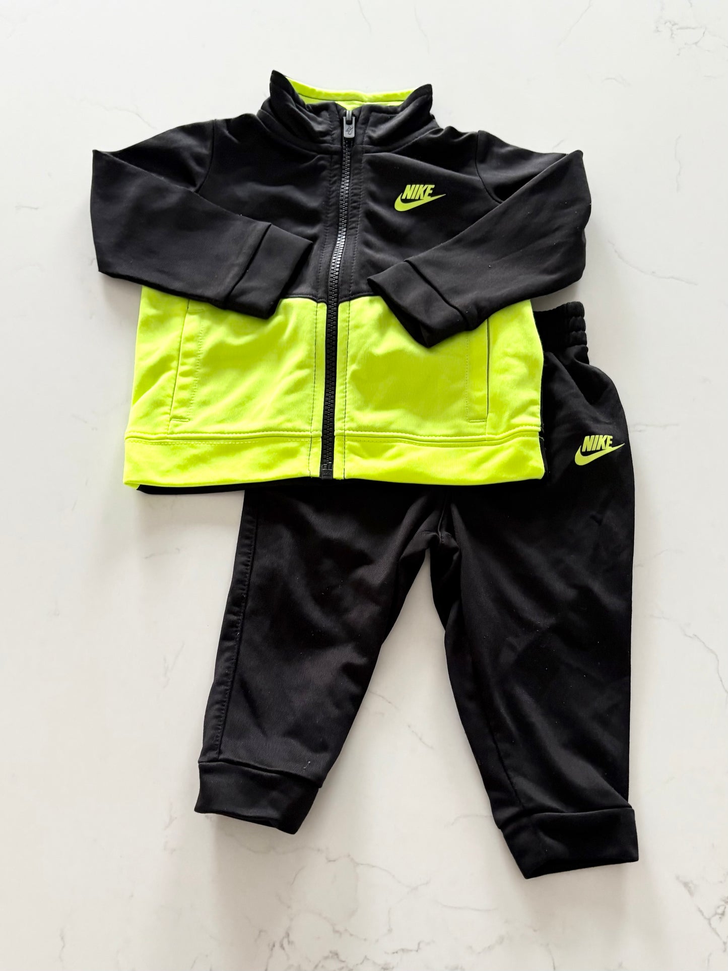 Nike-Ensemble-9 mois