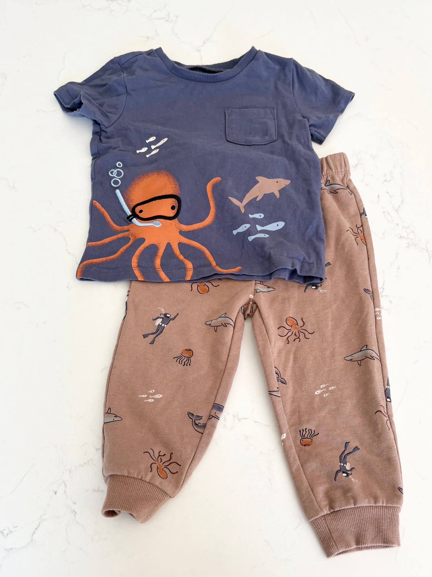 Pekkle-Ensemble-18 mois
