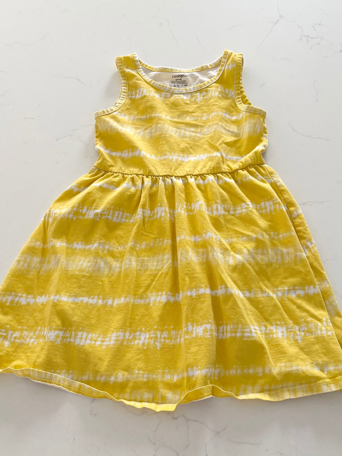 George-Robe-6T ( légère imperfection)
