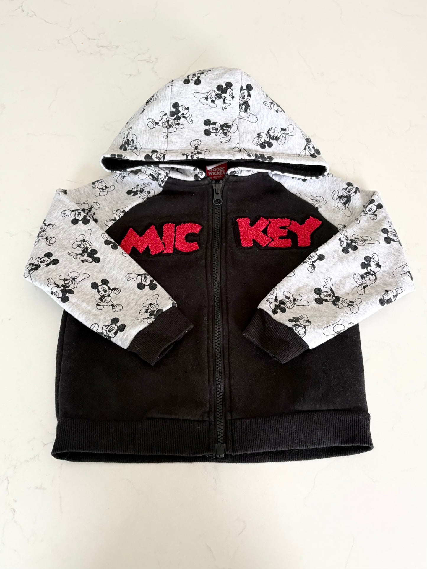 Disney-Veste-4T ( fait petit )