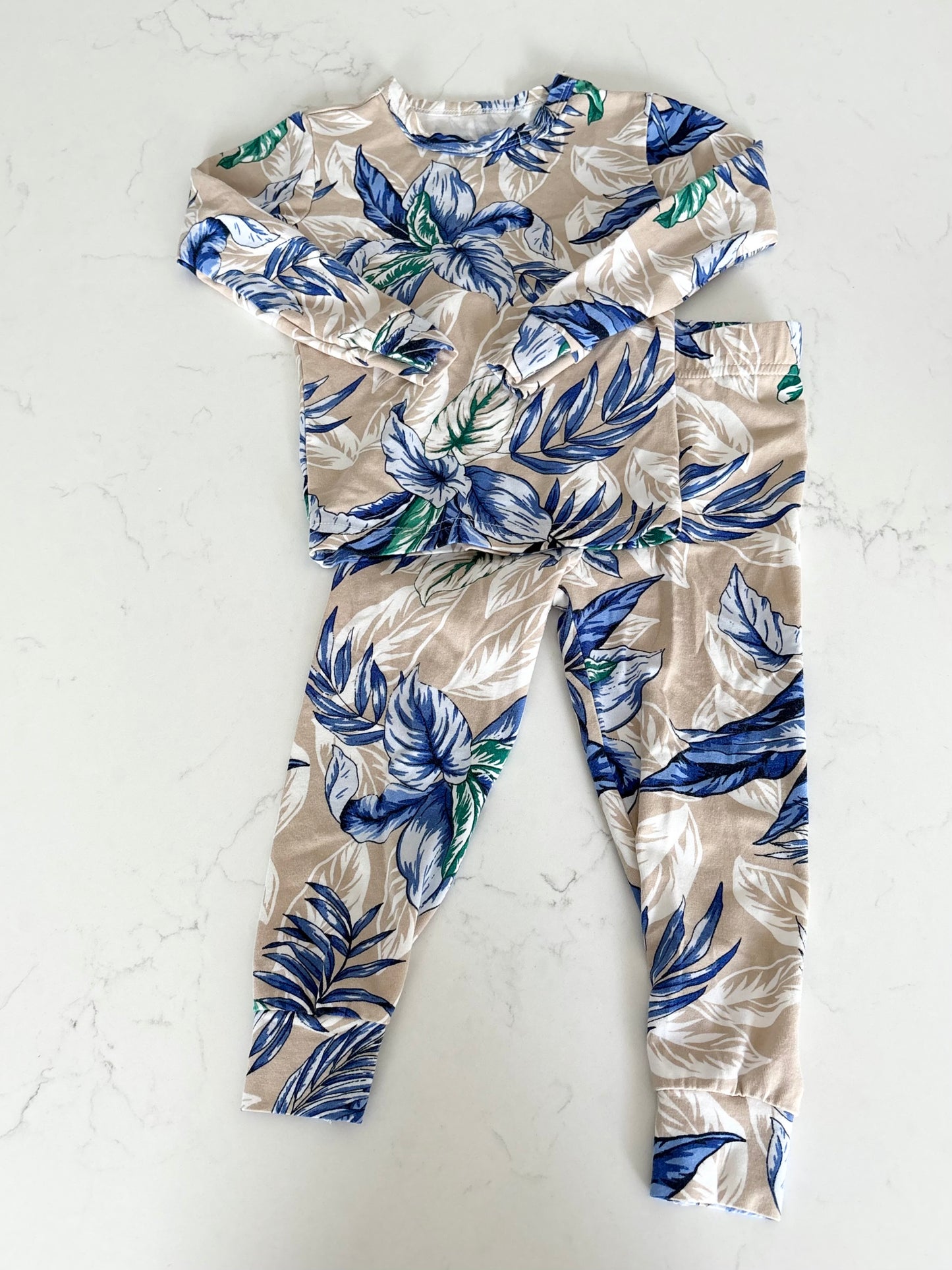NEUF-pyjama-~18 mois