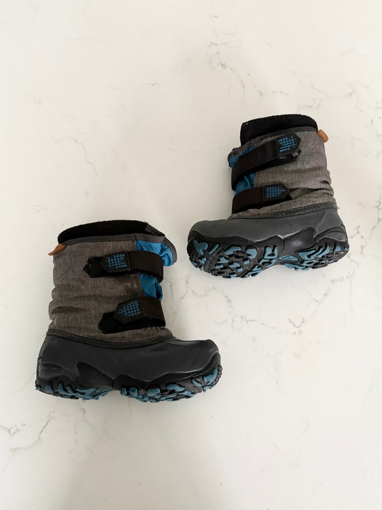 Acton-Bottes-7