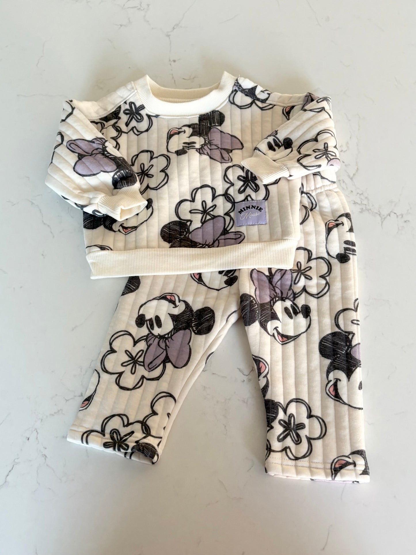 Disney-ensemble-6/9 mois